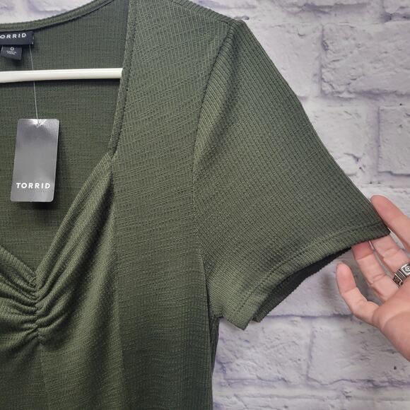 NWT Torrid Fluted Skater Dress Size L Olive Green Cinched Front Stretchy Pockets - Picture 3 of 10